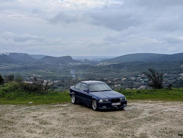 E36 320i Coupe, Auto's, BMW, Particulier, 3 Reeks, Benzine, Euro 2, Coupé, 2 deurs, Handgeschakeld, Blauw, Zwart, Ophalen