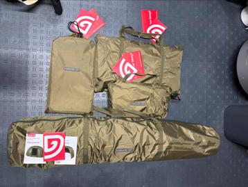 Brolly Trakker Tempest T100 neuf. beschikbaar voor biedingen