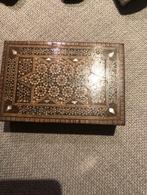 EGYPTISCH  houten sieraden doos met parelmoer, Ophalen of Verzenden