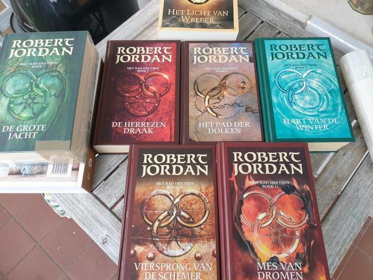12 x Robert Jordan - HET RAD DES TIJDS HC x 8, Boeken, Fantasy, Zo goed als nieuw, Ophalen of Verzenden