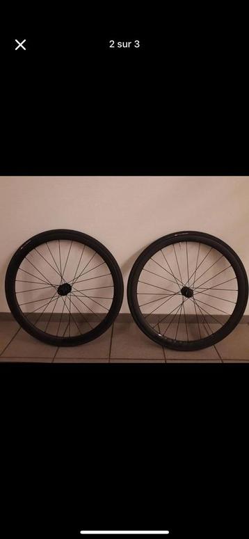 Trek, Bontrager, Aeolus Elite 35, carbon, Hutchison-wielen  beschikbaar voor biedingen
