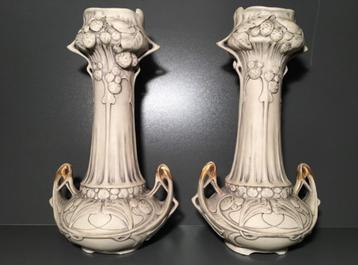 ROYAL DUX : paire de vases Art Nouveau 1900 Vazen