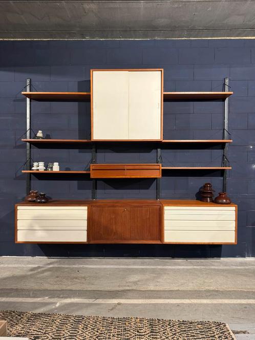 Poul Cadovius by Royal System vintage modulair wandsysteem, Antiek en Kunst, Curiosa en Brocante, Ophalen of Verzenden