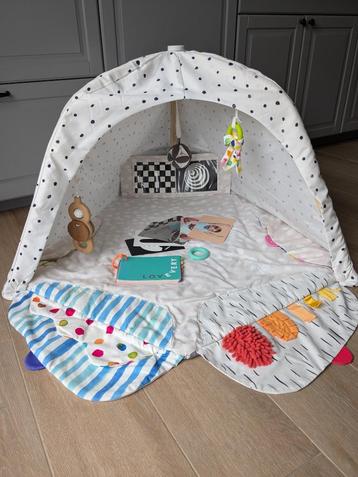 Lovevery play gym beschikbaar voor biedingen