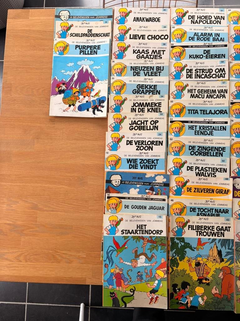 Strips Jommeke - Suske en Wiske - De rode ridder, Ophalen of Verzenden, Gelezen