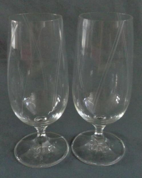 2x kristal bierglas glas op voet H16xO5,5cm 30cl CRYSTAL gla, Huis en Inrichting, Keuken | Servies, Gebruikt, Glas, Ophalen of Verzenden