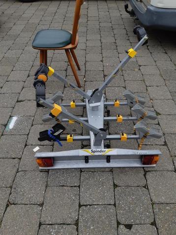 Fietsrek voor op trek haak te plaatsen  beschikbaar voor biedingen