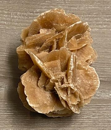 Eeuwenoude zandroos, 307 g, prijs: 15€ beschikbaar voor biedingen
