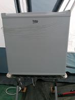 Beko BK7725 minikoelkast - 46 liter, Minder dan 85 cm, Nieuw, Ophalen of Verzenden, Minder dan 75 liter