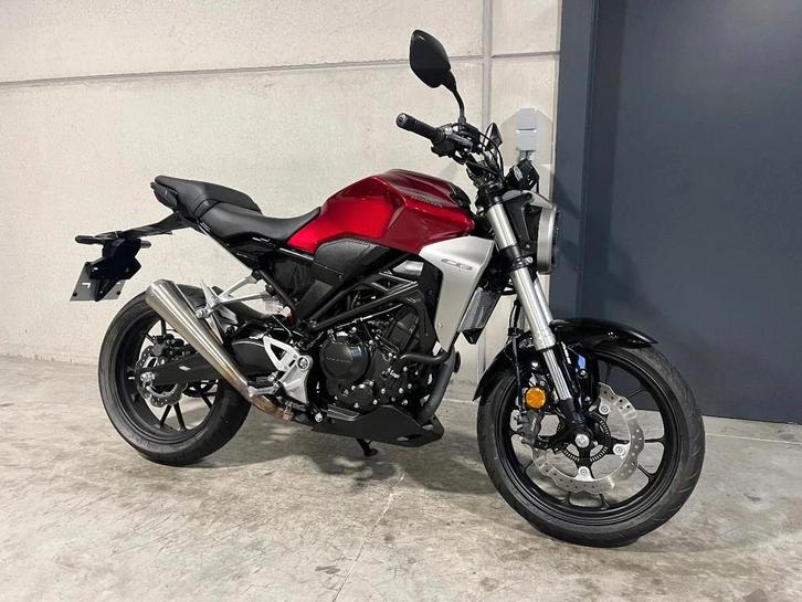Honda CB300R super lichte en wendbare naked (bj 2018), Motoren, Motoren | Honda, Bedrijf, Overig, 12 t/m 35 kW