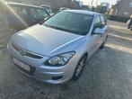 Hyundai i30 benzine, Voorwielaandrijving, Stof, Zwart, 1396 cc