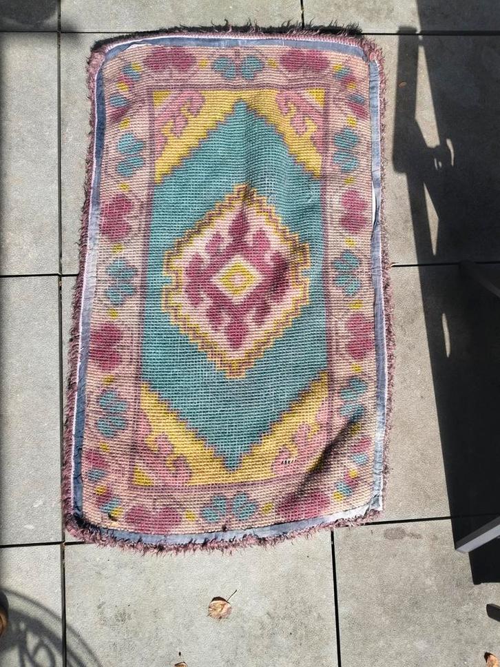 Modern Turks Ushak langpolig rechthoekig vloerkleed
118 cm x, Antiek en Kunst, Antiek | Tapijten, Tafelkleden en Textiel, Ophalen