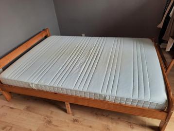 Matras 140x200 beschikbaar voor biedingen