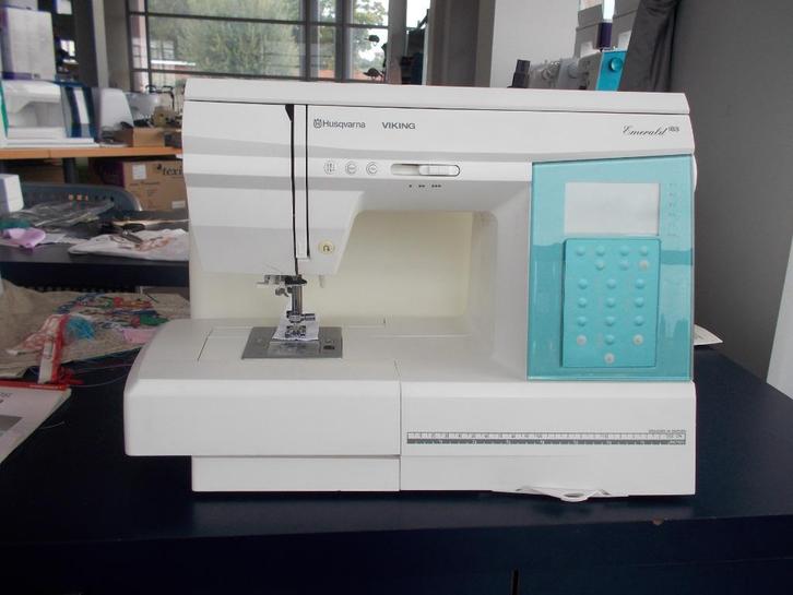 Naaimachine Husqvarna type emerald 183, Hobby en Vrije tijd, Naaimachines en Toebehoren, Gebruikt, Naaimachine, Husqvarna, Ophalen of Verzenden
