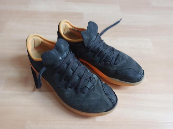 Chaussures de football en salle (futsal) P37, Sport en Fitness, Voetbal, Gebruikt, Schoenen, Ophalen
