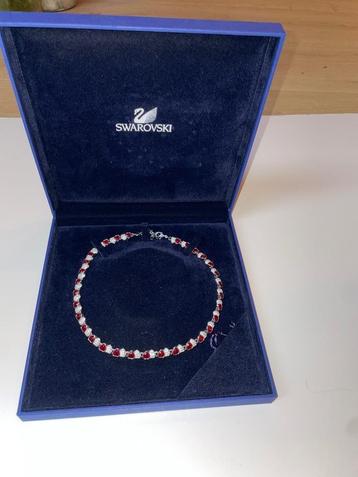 Swarovski ketting beschikbaar voor biedingen
