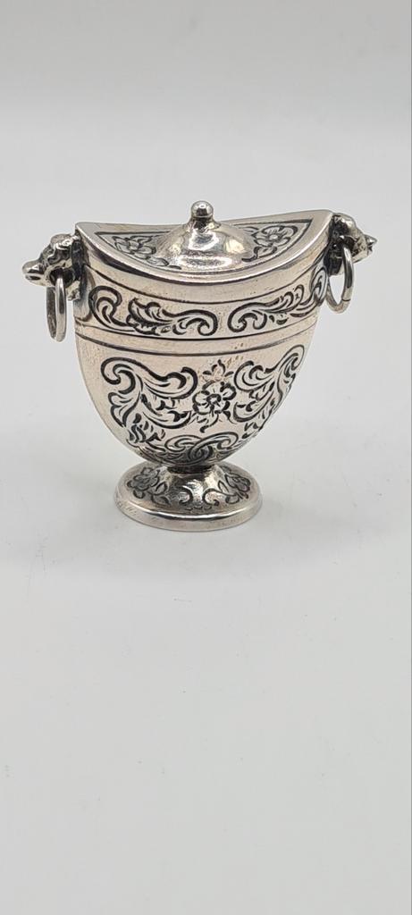 Prachtig Pomander/lodereindoosje 835, Antiek en Kunst, Antiek | Zilver en Goud, Zilver, Ophalen of Verzenden