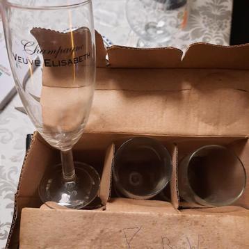 Veuve Élisabeth. Verres à champagne. 6 pièces. disponible aux enchères