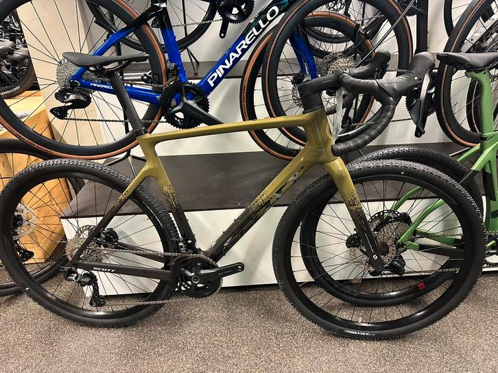 nieuwe SCOTT addict gravel 40 maat l nu €1999,-, Fietsen en Brommers, Fietsen | Racefietsen, Nieuw, Ophalen