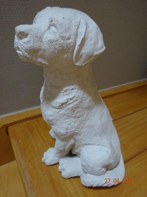 Lief beeld "puppy hond" in Yton (?) Hoogte ongeveer 36 cm, Jardin & Terrasse, Statues de jardin, Enlèvement ou Envoi