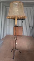 Smeedijzeren vloerlamp, Antiek en Kunst, Ophalen