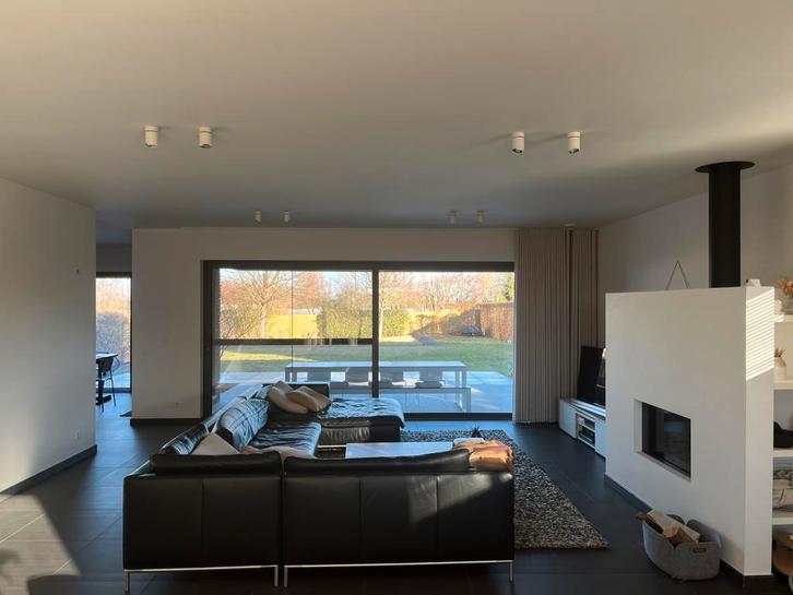 Design zithoek Indera en bijhorend tapijt, Maison & Meubles, Canapés | Coins salons complets, Comme neuf, Cuir, Enlèvement