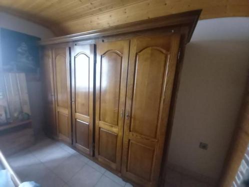 Kleerkast kast, Huis en Inrichting, Kasten | Kleerkasten, Zo goed als nieuw, 150 tot 200 cm, 200 cm of meer, 50 tot 75 cm, Met deur(en)