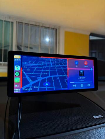 Universeel CarPlay scherm met dashcam beschikbaar voor biedingen