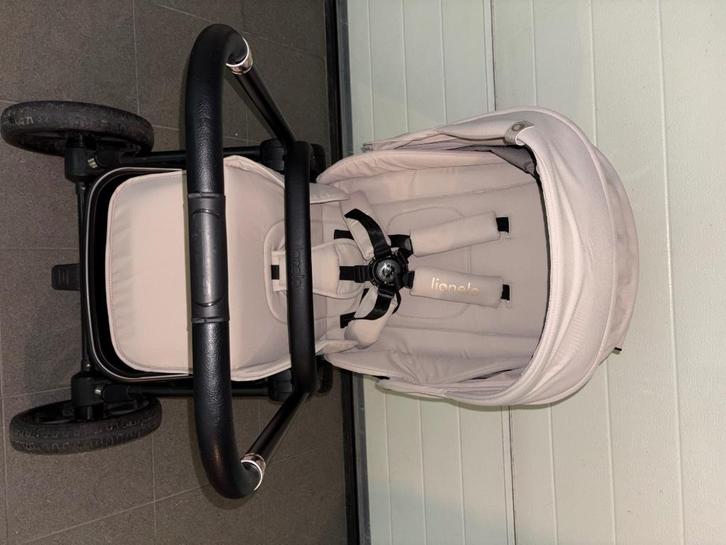 3in1 buggy Lionelo, Kinderen en Baby's, Buggy's, Zo goed als nieuw, Overige merken, Regenhoes, Verstelbare rugleuning, Voetenzak