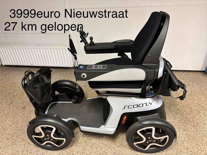 Scoozy c scootmobiel 27 km nog maar gelopen in Nieuwstaat, Diversen, Brommobielen en Scootmobielen, Zo goed als nieuw, Pride, Ophalen