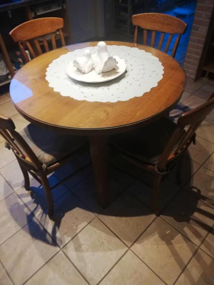 Table en chêne massif avec chaises, Maison & Meubles, Tables | Tables à manger, Enlèvement