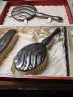 Antiek doos met spiegel kam haarborstel en kleerborstel, Antiek en Kunst, Antiek | Overige Antiek, Ophalen