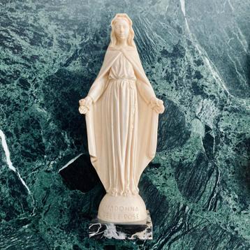 Statue de la Vierge Marie Madonna Delle Rose