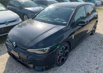 Vw Golf 8.5 Clubsport / 300Pk / Blackstyle / €45999 incl btw