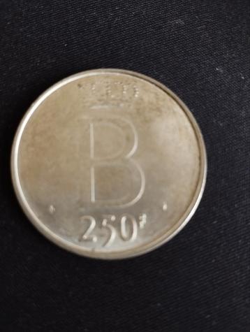 Muntstuk Boudewijn 1976-250frank beschikbaar voor biedingen