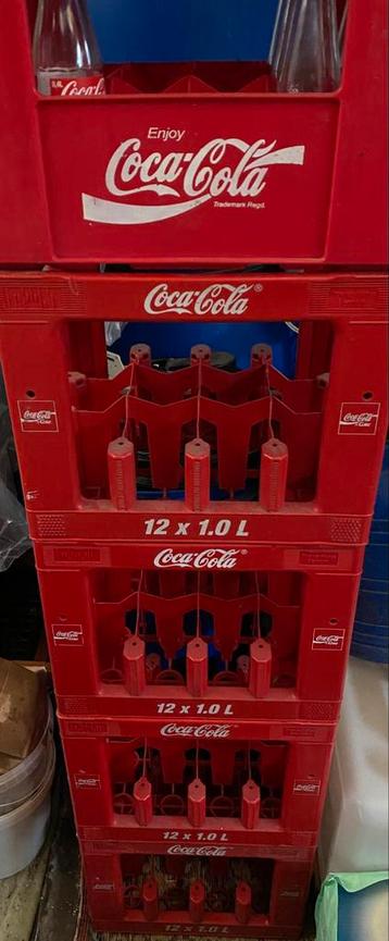CocaCola lege verpakkingen 4containe12x1L-1containe28x0,40L beschikbaar voor biedingen