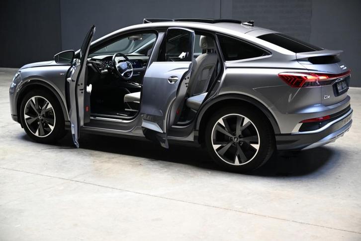 AUDI Q4 SPORTBACK 35 E-TRON S LINE +Rijklaar pakket Aktie!!, Auto's, Audi, Bedrijf, Q4 e-tron, ABS, Achteruitrijcamera, Airbags