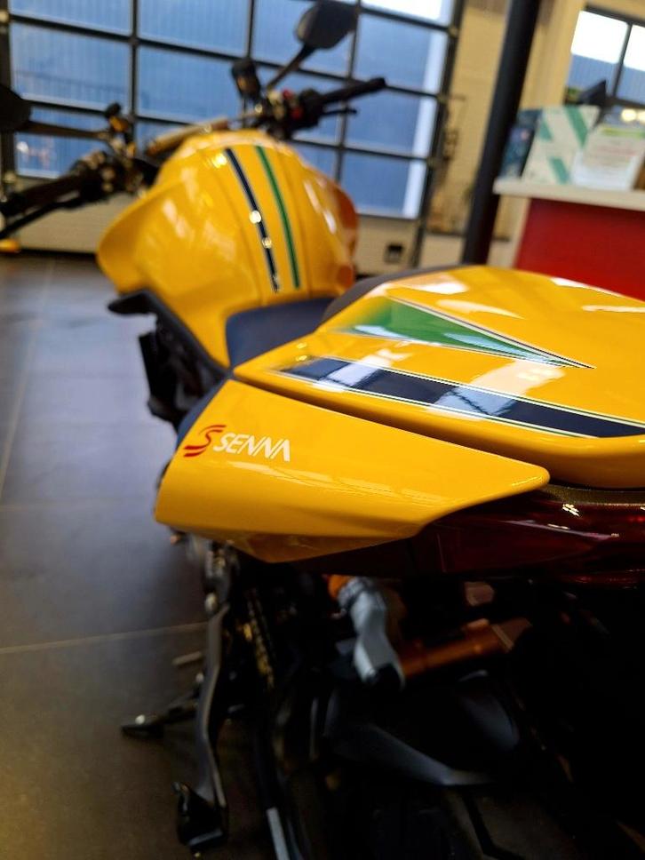 DUCATI Monster Senna 937 - Série Limitée, Motoren, Motoren | Ducati, Particulier, Sport, meer dan 35 kW, 2 cilinders, Motorrijbewijs A