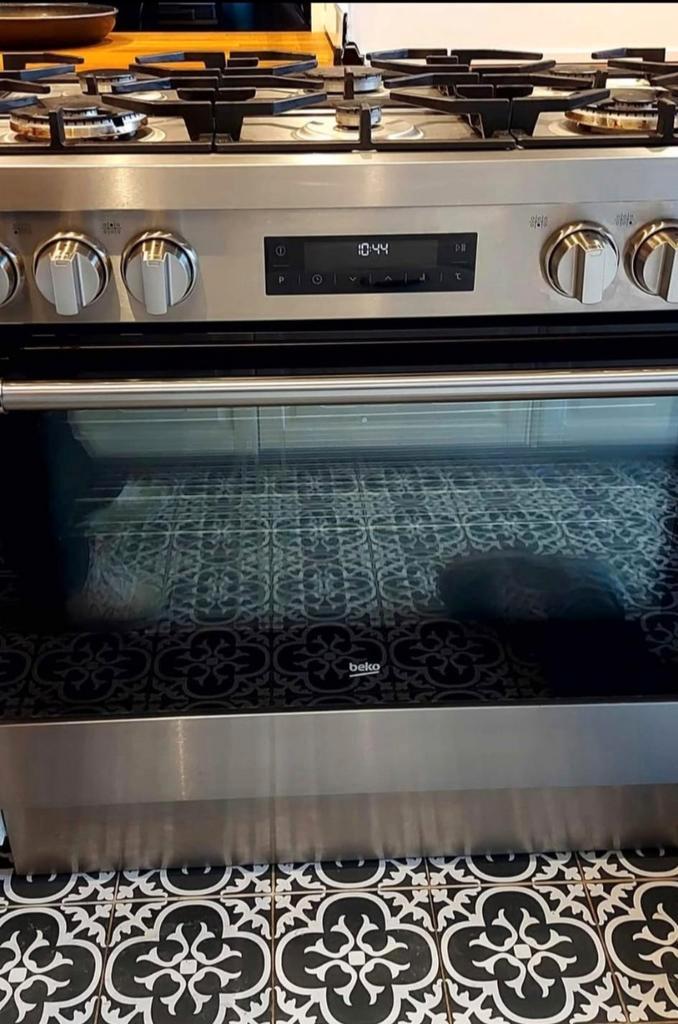 Beko gasfornuis, Elektronische apparatuur, Fornuizen, Gebruikt, Tussenbouw, Gas, 5 kookzones of meer, 95 cm of meer, 60 cm of meer