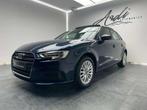 Audi A3 1.0 TFSI *TOIT OUVRANT*1ER PROPRIO*GARANTIE*, Auto's, Stof, Gebruikt, USB, 3 cilinders
