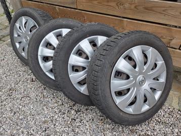 Winterbanden op velg - 185/60 R15 84T - Yokohama beschikbaar voor biedingen