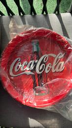 Plateau coca cola, Enlèvement, Neuf