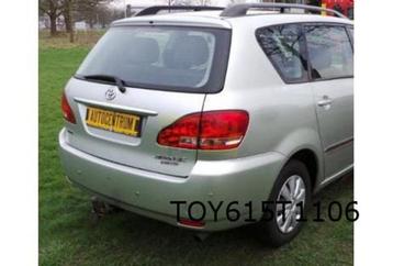 Toyota Avensis Verso (-10/03) achterlicht Rechts binnen Orig beschikbaar voor biedingen