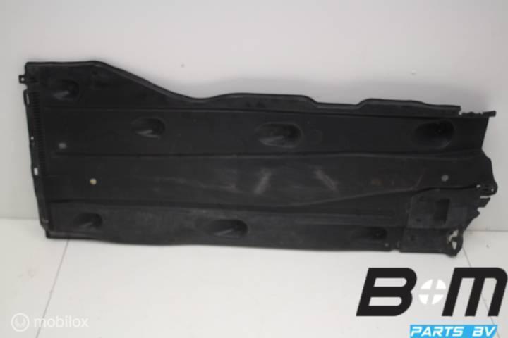 Bodembeschermplaat links Audi A3 8V 3 deurs 5Q0825201D, Auto-onderdelen, Carrosserie, Gebruikt