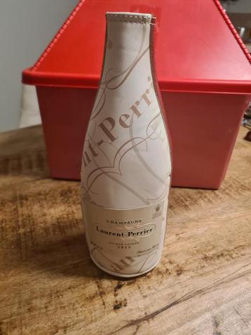 Laurent perrier ice jacket beschikbaar voor biedingen