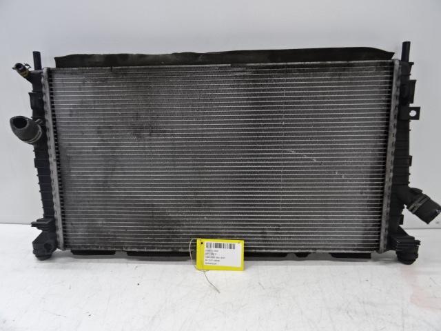 RADIATEUR Ford Focus C-Max (01-2003/03-2007), Auto-onderdelen, Airco en Verwarming, Ford, Gebruikt