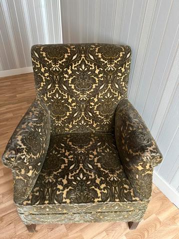 Retro zetel beschikbaar voor biedingen