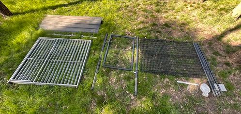 Honden ren, Tuin en Terras, Overige Tuin en Terras, Zo goed als nieuw, Ophalen