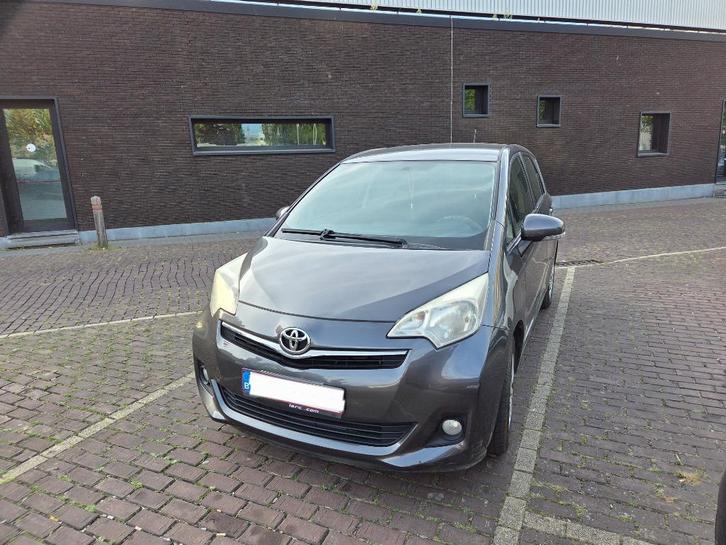 Toyota verso s 2012 essence 200k, Auto's, Toyota, Particulier, Verso, Airbags, Airconditioning, Bluetooth, Boordcomputer, Radio