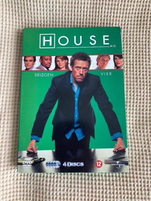 Doctor Gregory House MD Seizoen 4 DVD, CD & DVD, DVD | TV & Séries télévisées, Comme neuf, Autres genres, Coffret, À partir de 12 ans